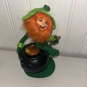 Annalee St Patrick's Day 7" Leprechaun's Pot Of  Gold RARE EUC Red Beard